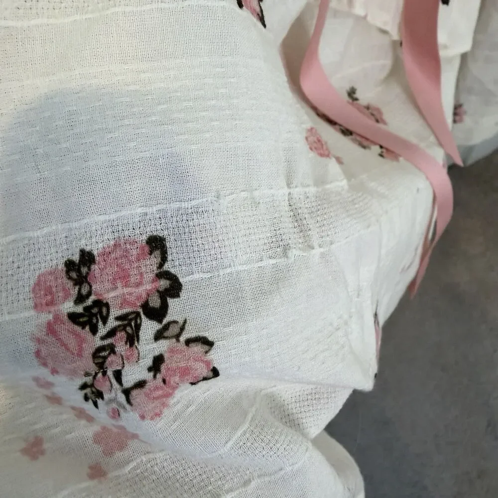 [ON HOLD NOT FOR SALE] Floral Off-Shoulder Dress - Picture 4 of 14